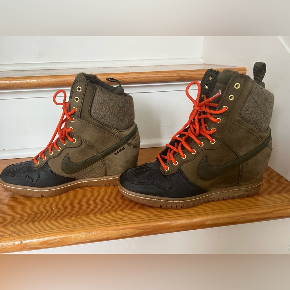 Nike Dunk Sky Hi H20 Revel 2.0, size 8, hidden wedge sneaker boot, 684954-300